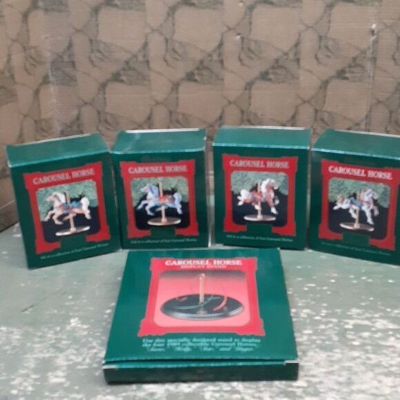 Hallmark -1989 carousel horses and display stand,Complete set of 4 - Picture 1 of 12